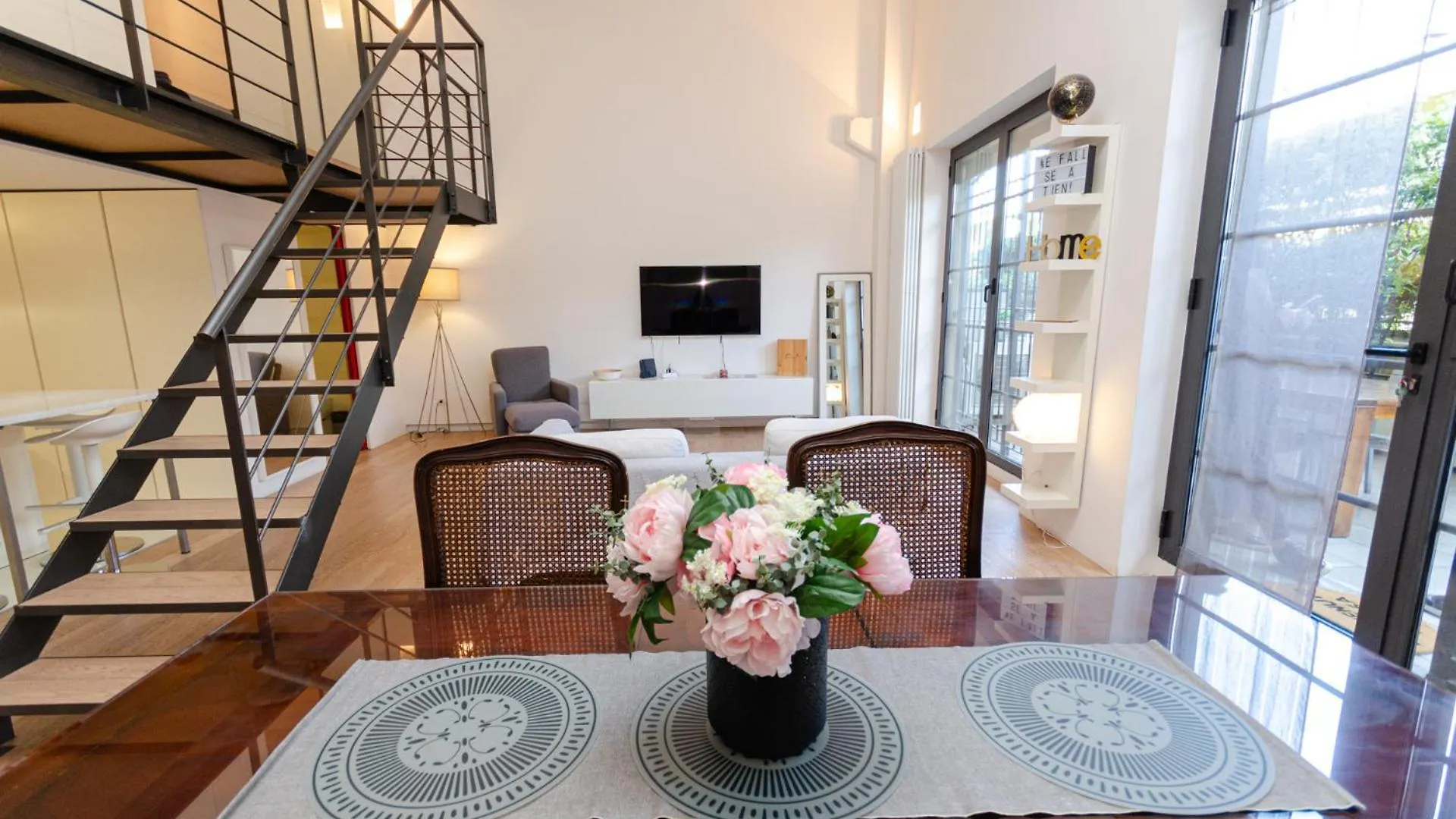 Vivimihome Loft Su Due Livelli Con Terrazzo Milano 0*,  Italia