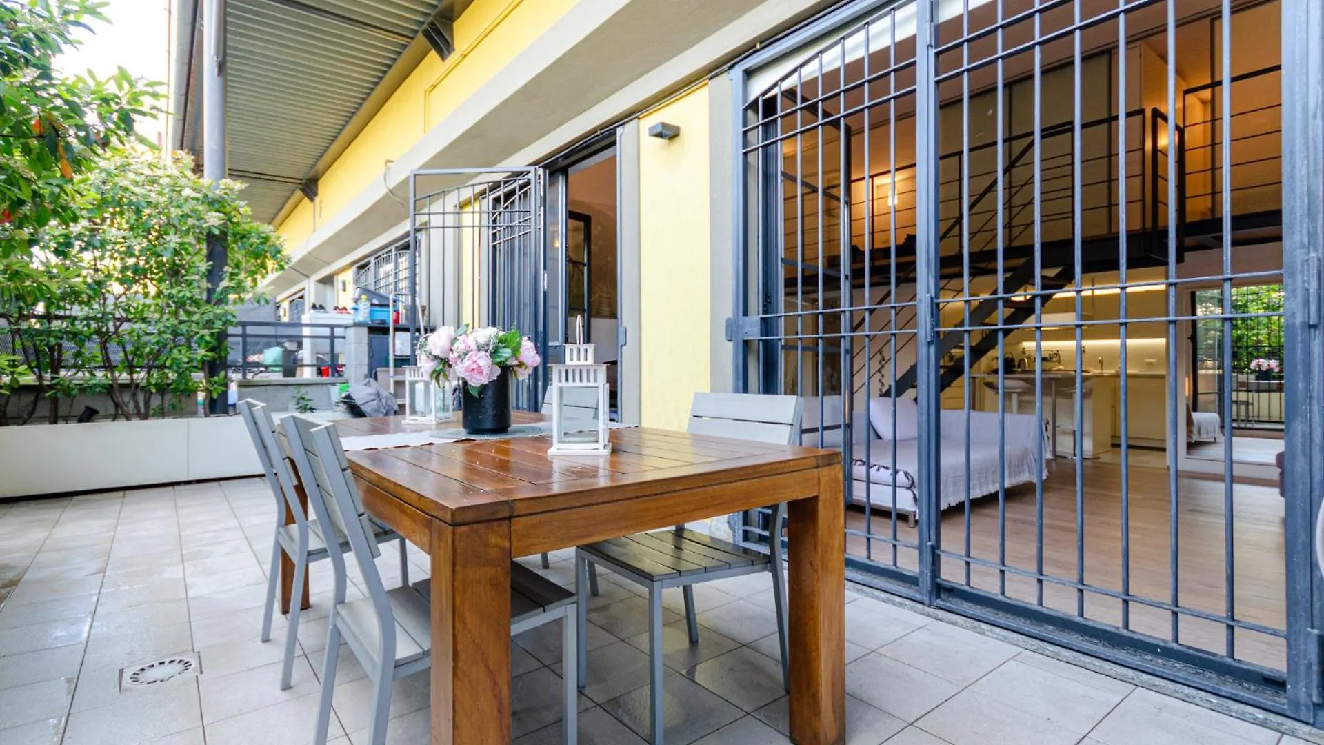 Vivimihome Loft Su Due Livelli Con Terrazzo Milano Appartamento