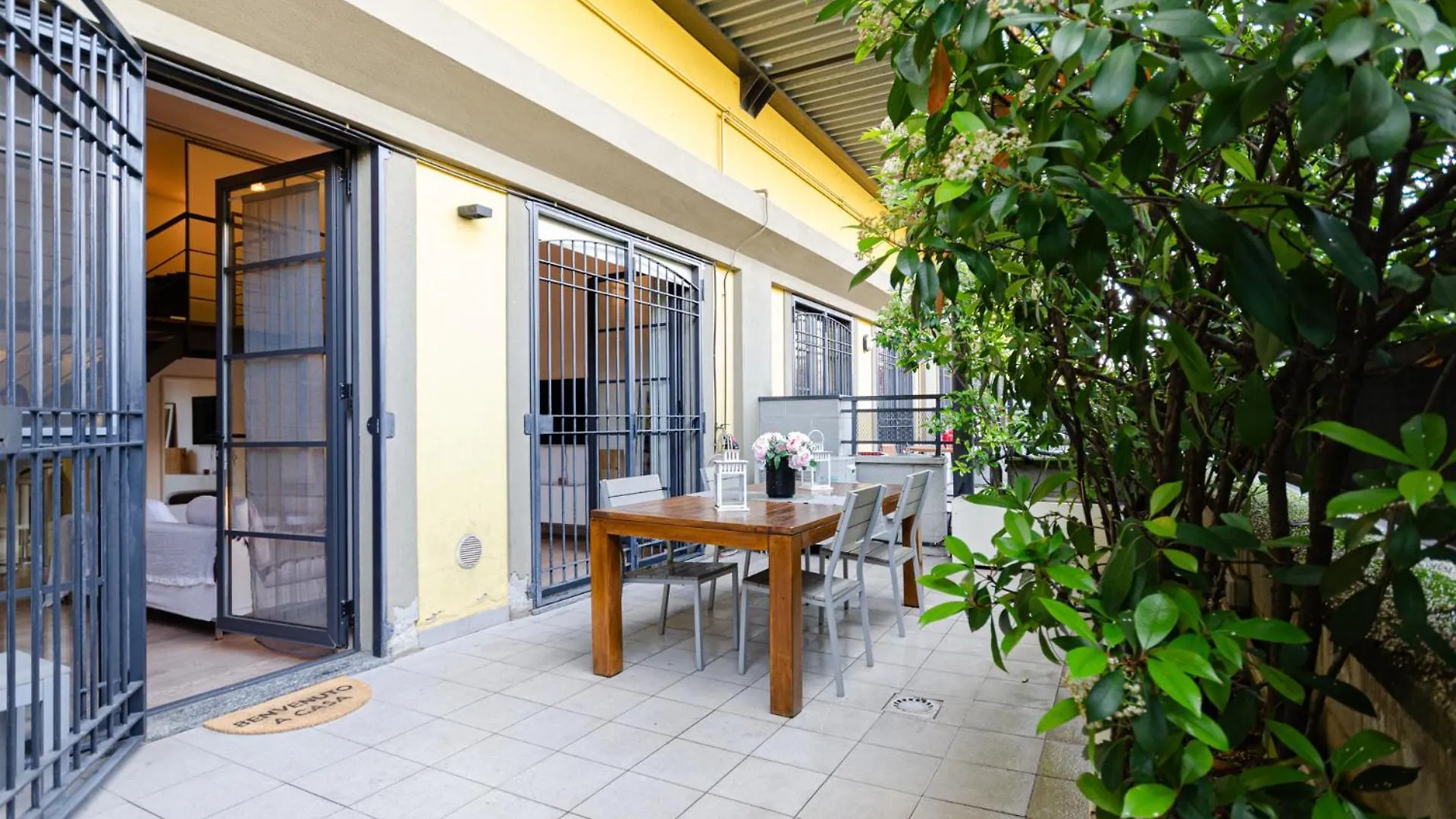 Vivimihome Loft Su Due Livelli Con Terrazzo Милан 0*,  Италия
