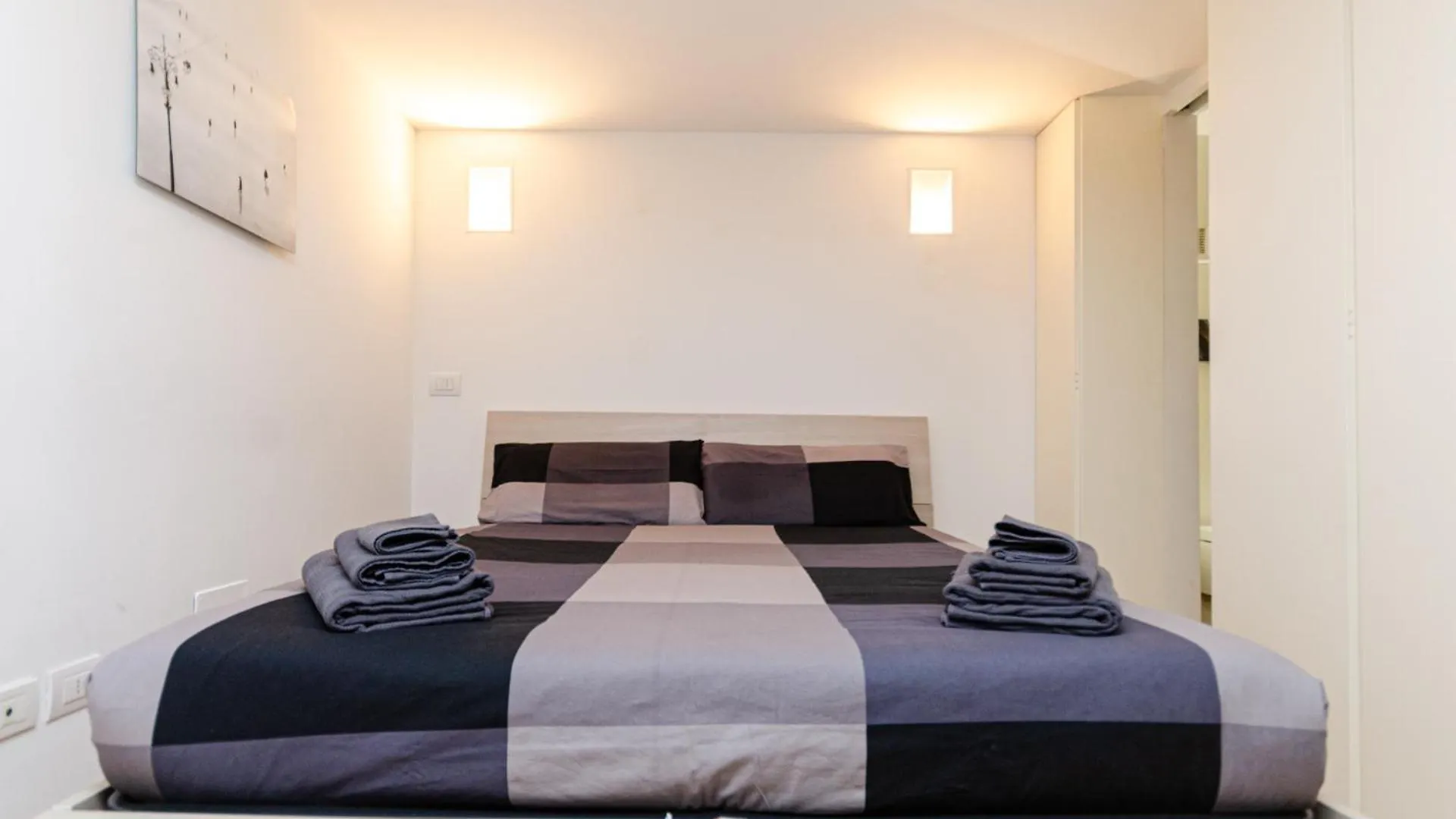 Vivimihome Loft Su Due Livelli Con Terrazzo Милан Апартаменты