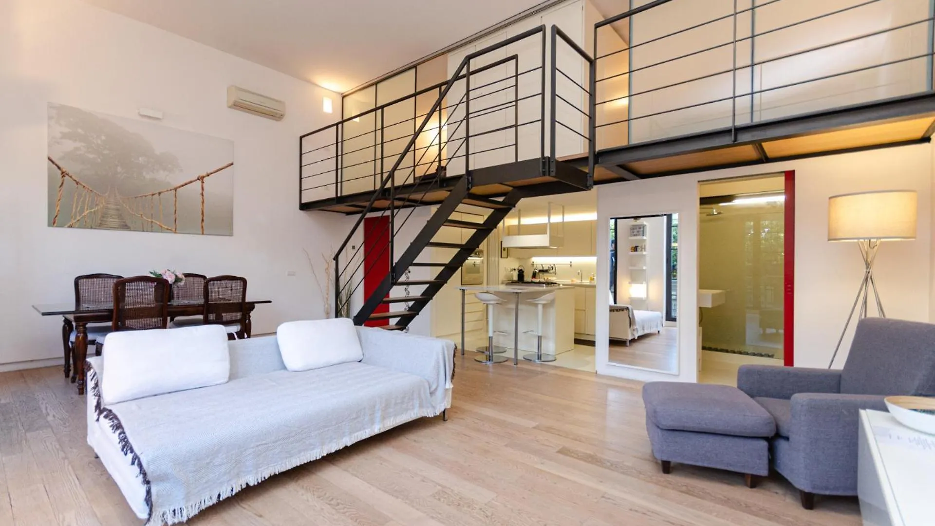 Vivimihome Loft Su Due Livelli Con Terrazzo Милан Апартаменты